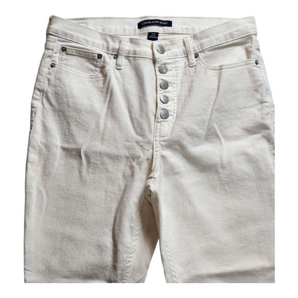 Calvin Klein High Rise Button Fly White Jeans Size 10/30 Slim Straight Raw Hem - Picture 2 of 8